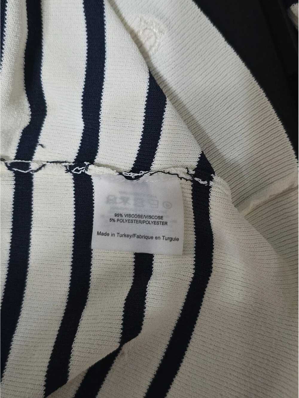 Tory Burch Sweater Small S Cream Navy Blue Striped Ribbed Knit Chevron Back Logo